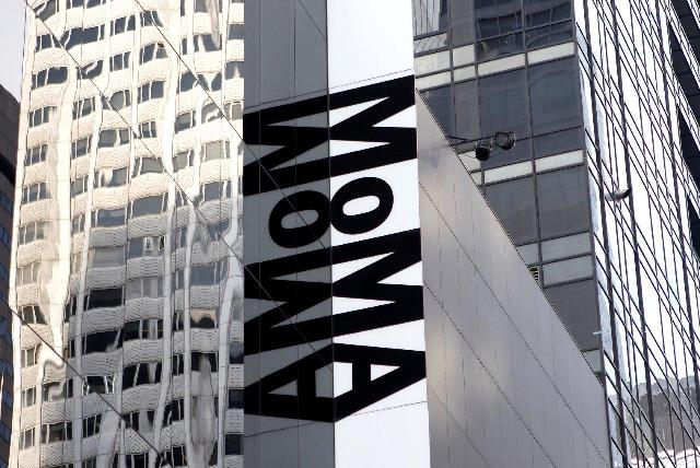 بزرگداشت محمود کلاری در موزه هنرهای معاصر نیویورک