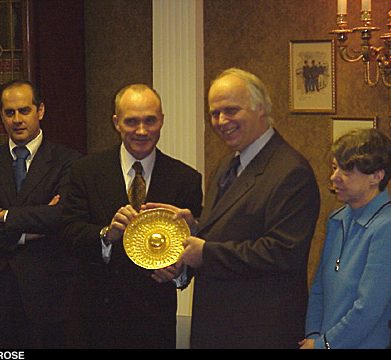 سینی طلای عتیقه و قوانین موزه ها