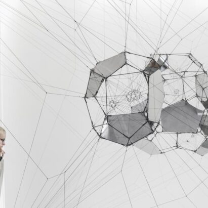 توماس ساراسینو آرت دبی 2023 گالری روت بنزاکار