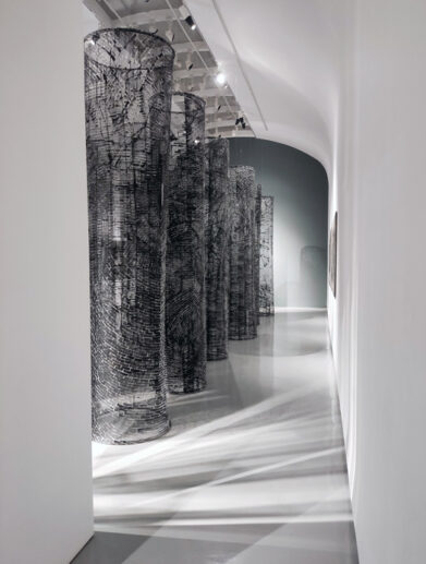 عاطفه مجیدی نژاد گالری دستان پلاس 2 لابیرنتز