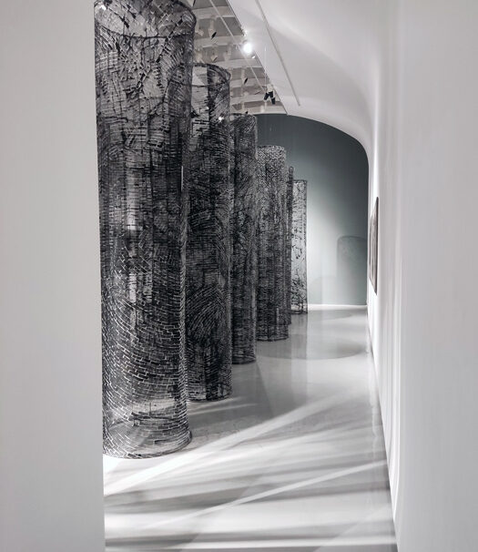 عاطفه مجیدی نژاد گالری دستان پلاس 2 لابیرنتز