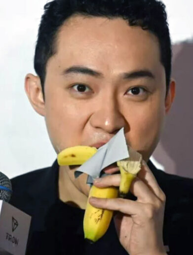 موز 6 میلیون دلاری کاتلان و جاستین سان