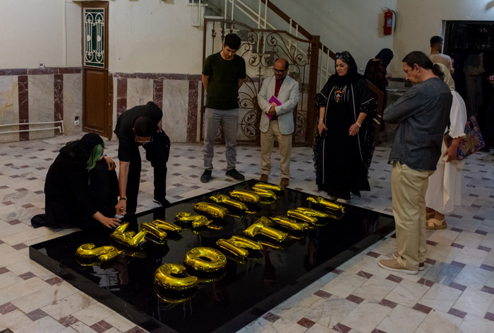 مونا رهنما هلالی چیدمان حاوی محتوای حساس